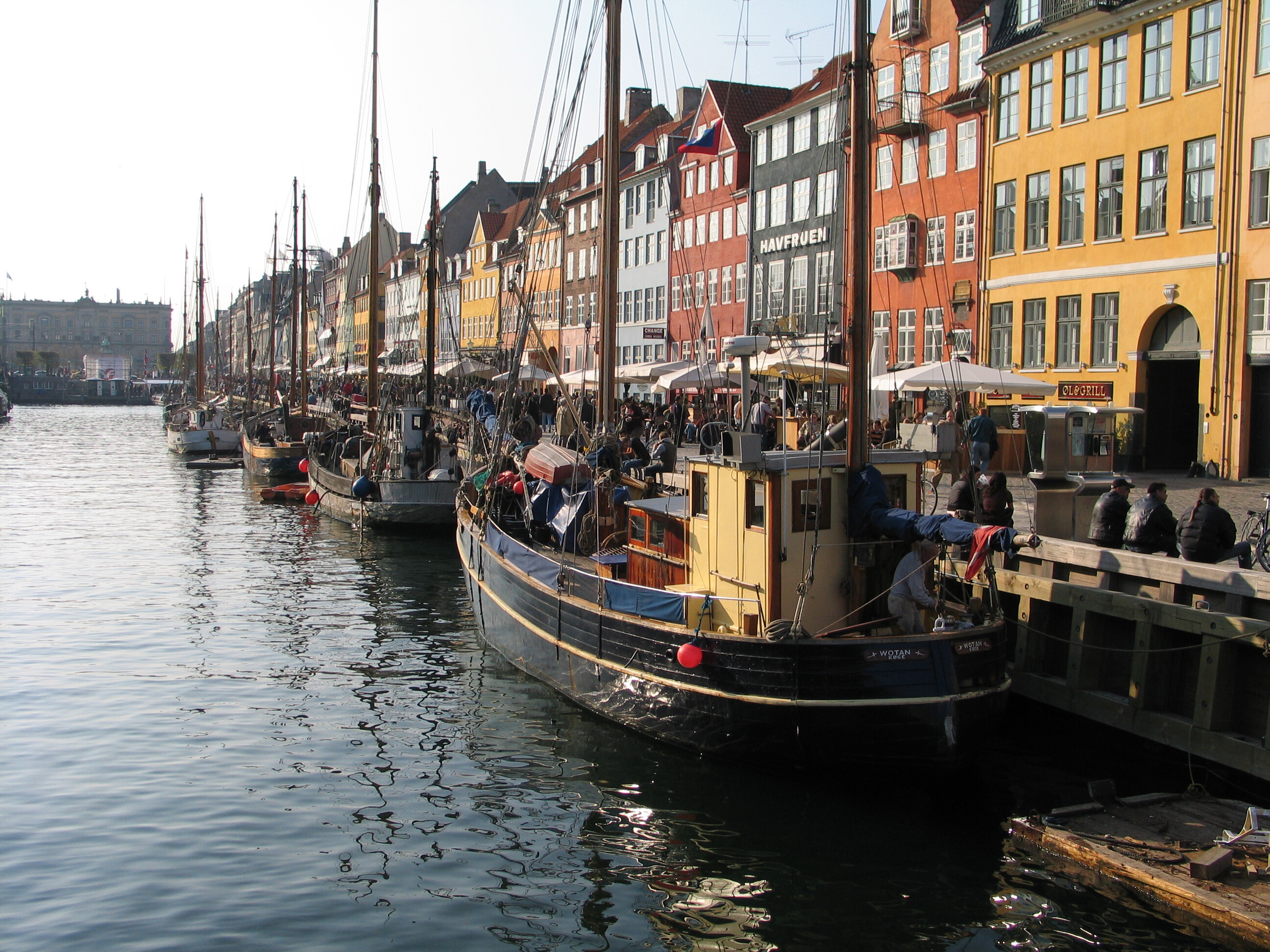 Kanal Mit Booten Im Nyhavn Kopenhagen in Dänemark